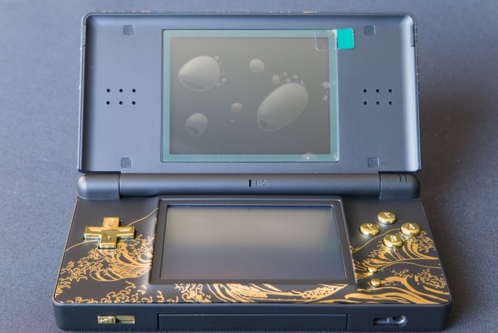 #06/10 | Nintendo DS Lite | Golden Wave